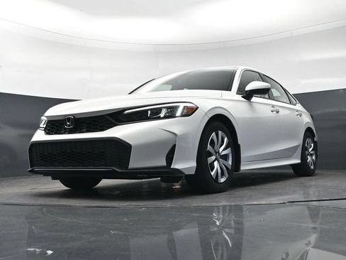 Certified 2026 Honda Civic LX image 24