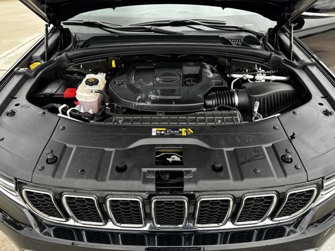 Used 2022 Jeep Grand Cherokee Overland image 34