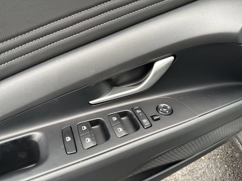 New 2026 Hyundai Elantra Limited FWD image 15