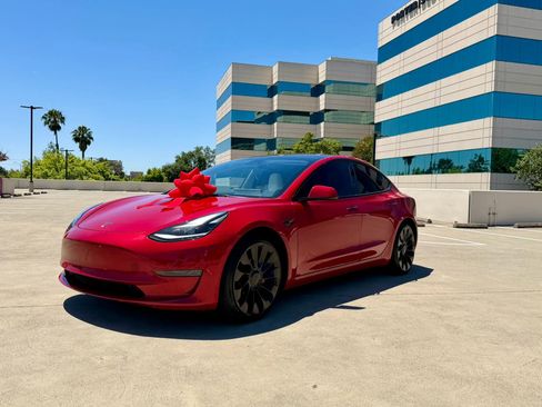 Used 2021 Tesla Model 3 Performance AWD/4WD image 17
