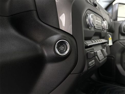 New 2025 GMC Sierra 2500 Pro w/ Convenience Package image 17