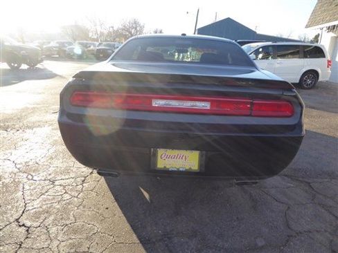Used 2013 Dodge Challenger SXT w/ Super Sport Group image 7