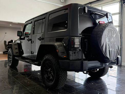 Used 2018 Jeep Wrangler Unlimited Sport image 4