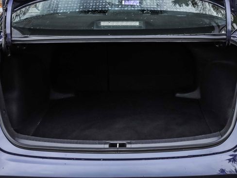 Certified 2023 Toyota Corolla LE image 18