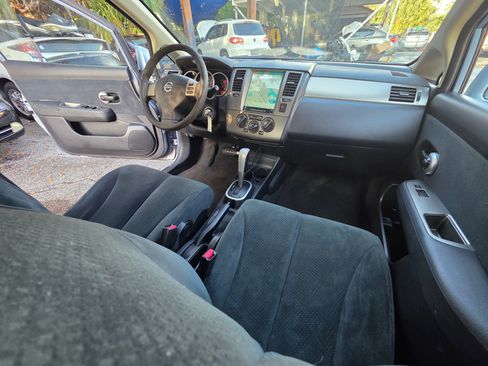 Used 2012 Nissan Versa 1.8 S w/ Plus Pkg FWD image 18