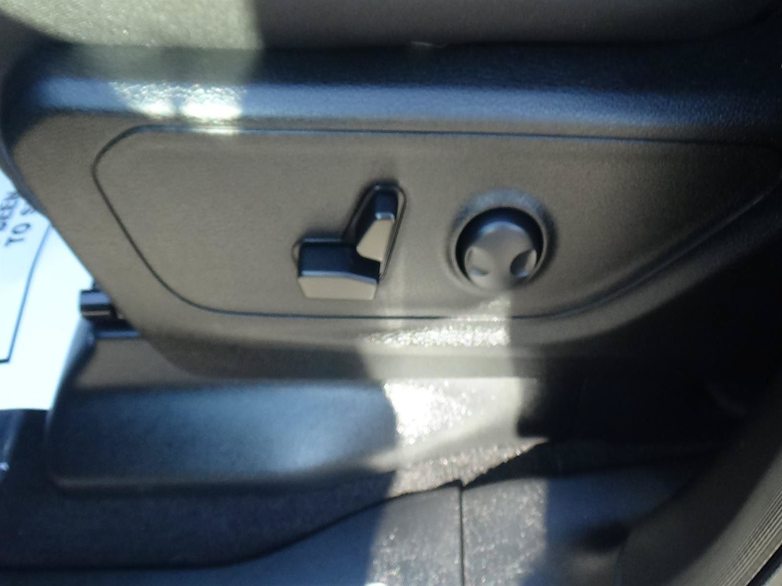 Used 2025 RAM 1500 Big Horn AWD/4WD image 17