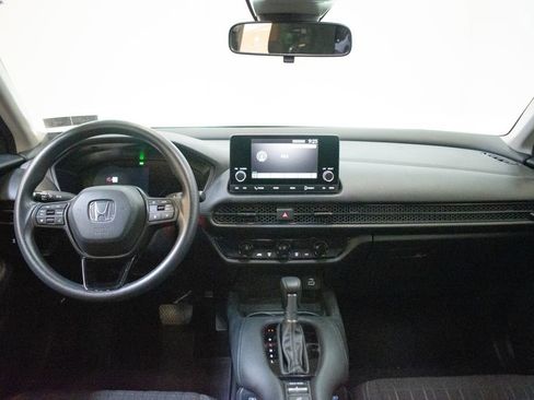 Used 2023 Honda HR-V LX image 10