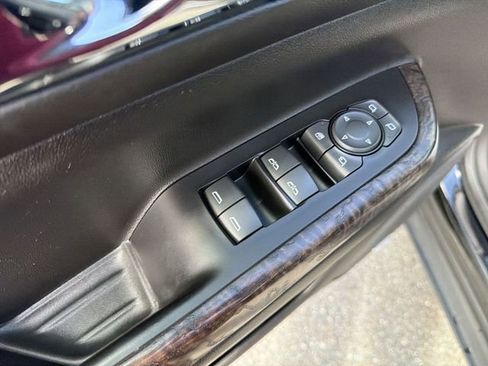 Used 2020 GMC Acadia Denali w/ Technology Package AWD/4WD image 24