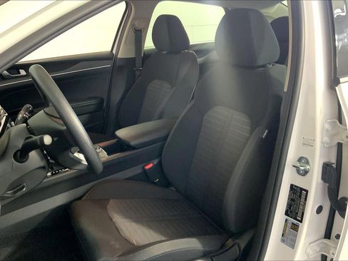 Used 2025 Kia K5 LXS FWD image 22