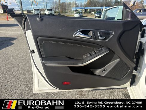 Used 2019 Mercedes-Benz CLA 250 image 9