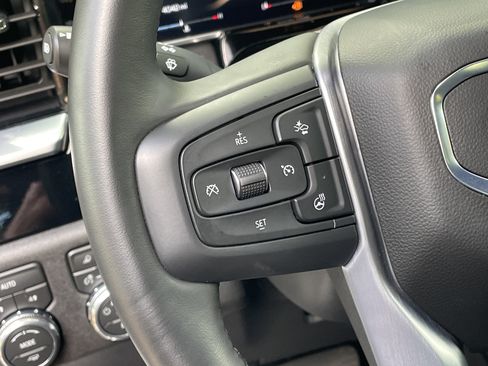Used 2026 GMC Sierra 1500 SLT AWD/4WD image 18