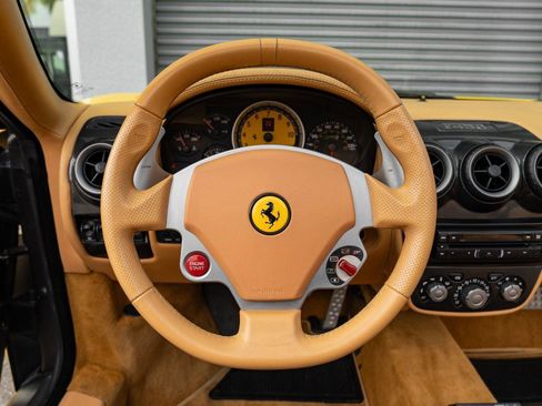 Used 2005 Ferrari F430 Spider image 21