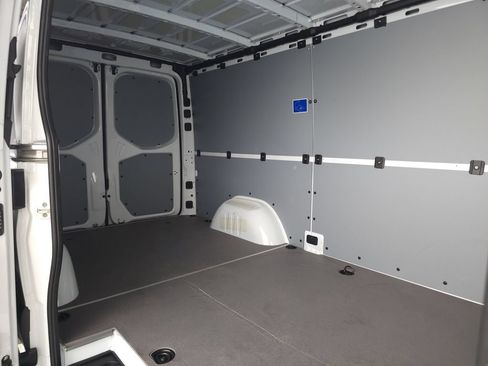 Used 2026 Mercedes-Benz Sprinter 2500 image 27