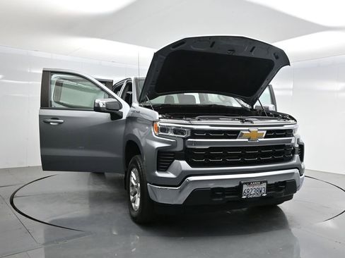 Used 2024 Chevrolet Silverado 1500 LT AWD/4WD image 44