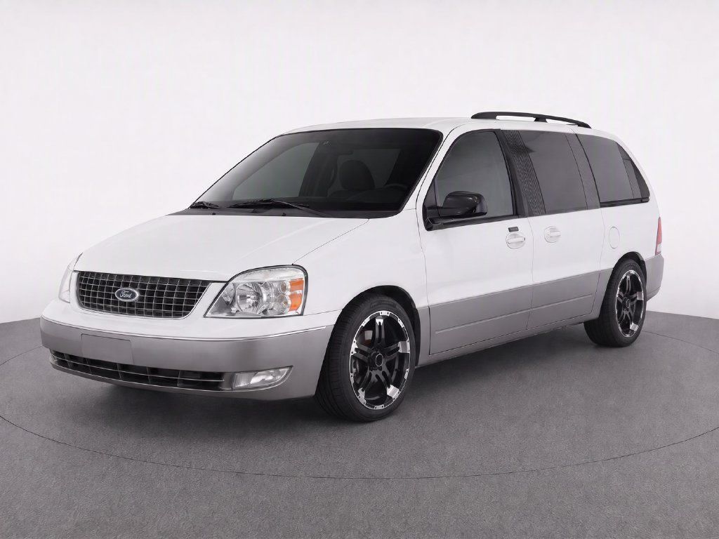 Used 2004 Ford Freestar Limited FWD image 1