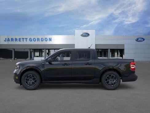 New 2025 Ford Maverick XLT image 3