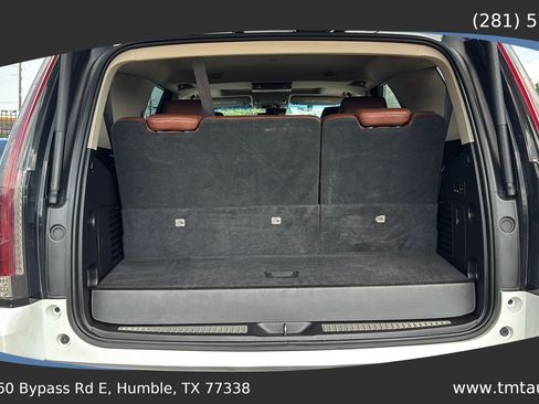 Used 2018 Cadillac Escalade Premium Luxury RWD image 23