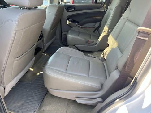 Used 2018 Chevrolet Tahoe Premier AWD/4WD image 14