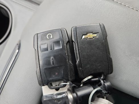 Used 2016 Chevrolet Suburban LT RWD image 33
