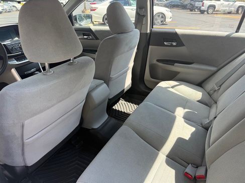 Used 2013 Honda Accord LX image 22