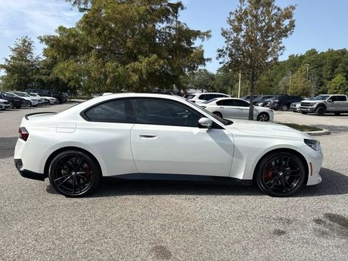 Used 2024 BMW 230i Coupe w/ Premium Package RWD image 2
