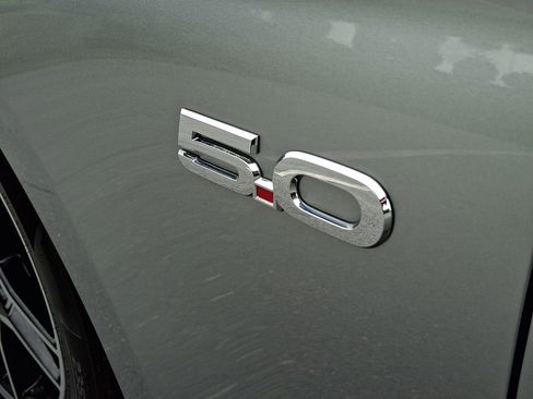 Used 2020 Ford Mustang GT RWD image 30