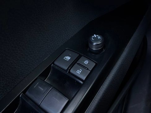 Used 2026 Toyota Camry SE FWD image 23