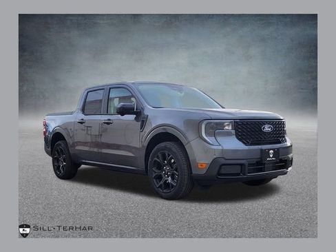 New 2026 Ford Maverick Lariat w/ Black Appearance Package image 1
