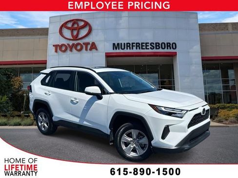 Used 2025 Toyota RAV4 XLE FWD image 1