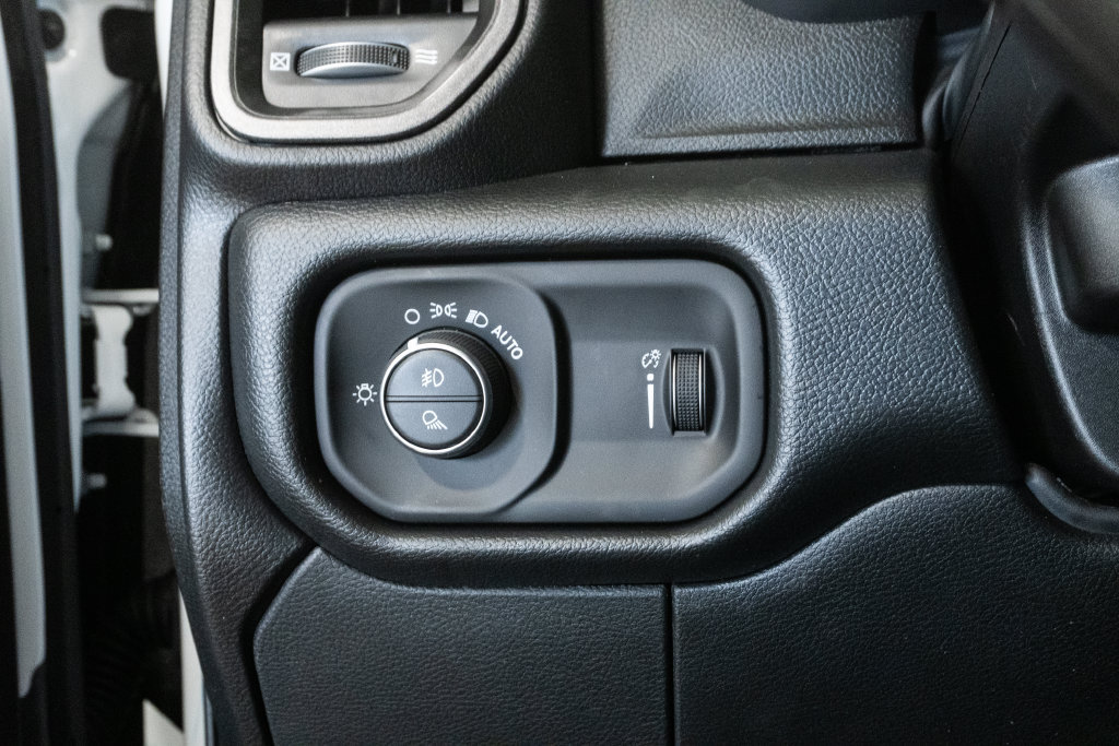 New 2027 RAM 3500 Tradesman AWD/4WD image 16