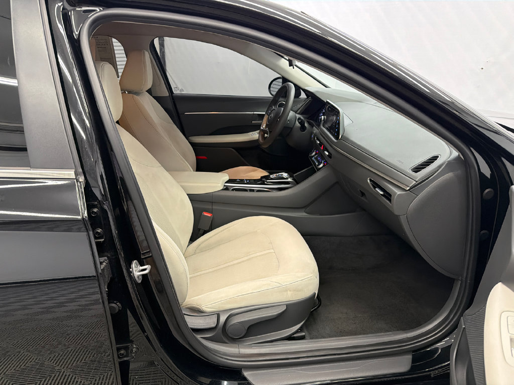 Used 2023 Hyundai Sonata SEL FWD image 13