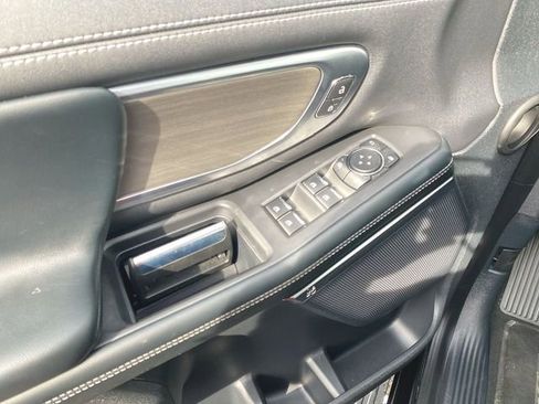 Used 2025 Ford Expedition Platinum AWD/4WD image 24