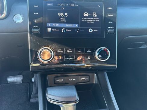 Used 2023 Hyundai Santa Cruz SEL image 17