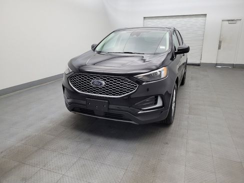 Used 2023 Ford Edge SEL image 15