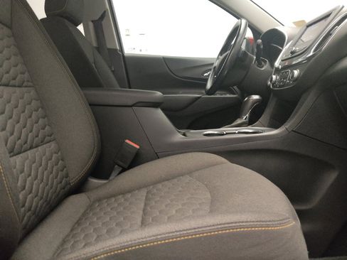 Used 2019 Chevrolet Equinox LT FWD image 21