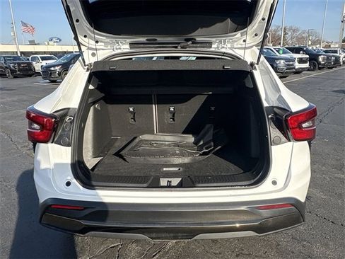 Certified 2024 Chevrolet Trax ACTIV w/ Sunroof Package image 25