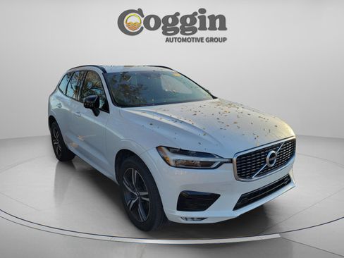 Used 2020 Volvo XC60 T5 R-Design image 5