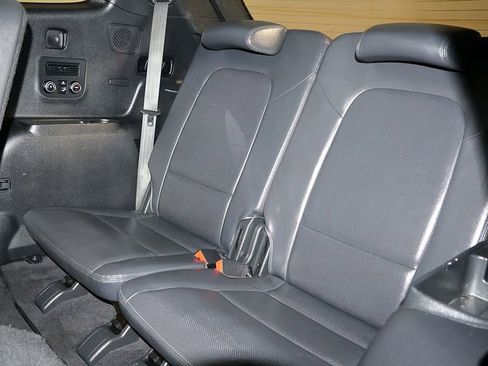 Used 2018 Hyundai Santa Fe Limited AWD/4WD image 14