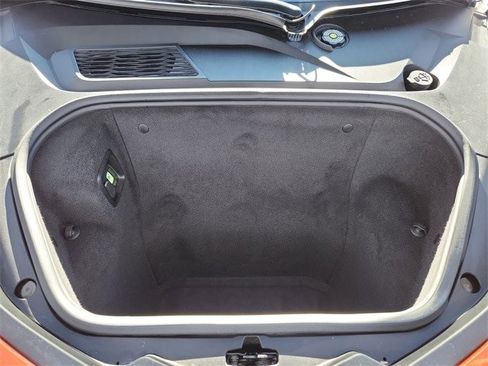 Used 2021 Chevrolet Corvette Stingray Premium Cpe w/ Z51 Performance Package image 29