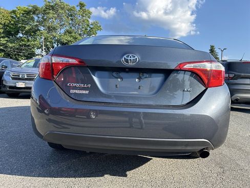 Used 2015 Toyota Corolla LE FWD image 5