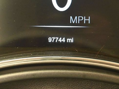 Used 2020 Jeep Grand Cherokee Altitude AWD/4WD image 20