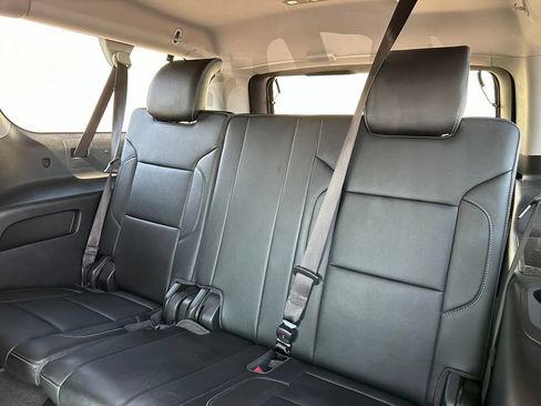 Used 2018 Chevrolet Suburban LT AWD/4WD image 25