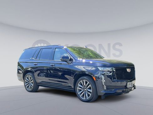 Used 2023 Cadillac Escalade Sport w/ Touring Package AWD/4WD image 2