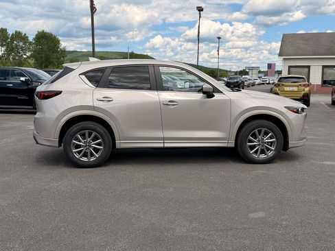 Used 2025 MAZDA CX-5 AWD 2.5 S w/ Select Package image 4