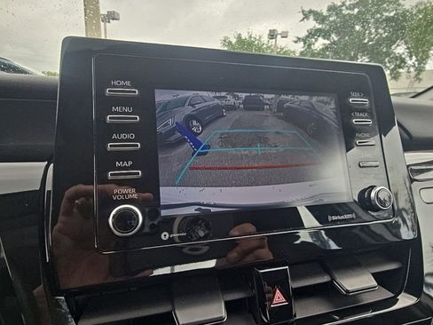 Used 2022 Toyota Camry LE FWD image 19