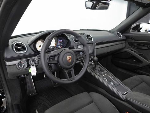Certified 2025 Porsche 718 Boxster Spyder RS RWD image 4
