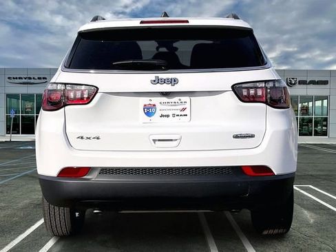 New 2026 Jeep Compass Latitude image 3