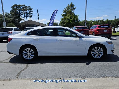 Used 2025 Chevrolet Malibu LT FWD image 6