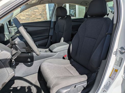 Used 2025 Honda Accord LX image 23