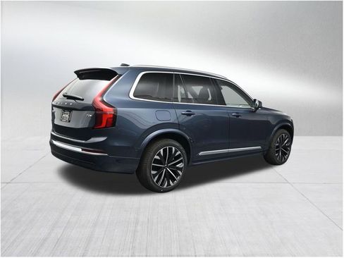 New 2026 Volvo XC90 T8 Ultra w/ Protection Package Premier AWD/4WD image 5